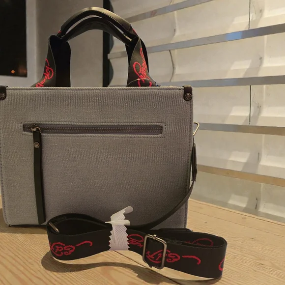 NWT ED HARDY Love Kills Slowly Roses Skull Rhinestone Denim Bag 11"x8.5"x3.5" - Picture 4 of 7